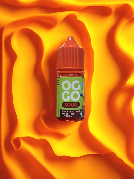 Oggo Sour Strong Мармеладные Червячки с Колой 30 мл