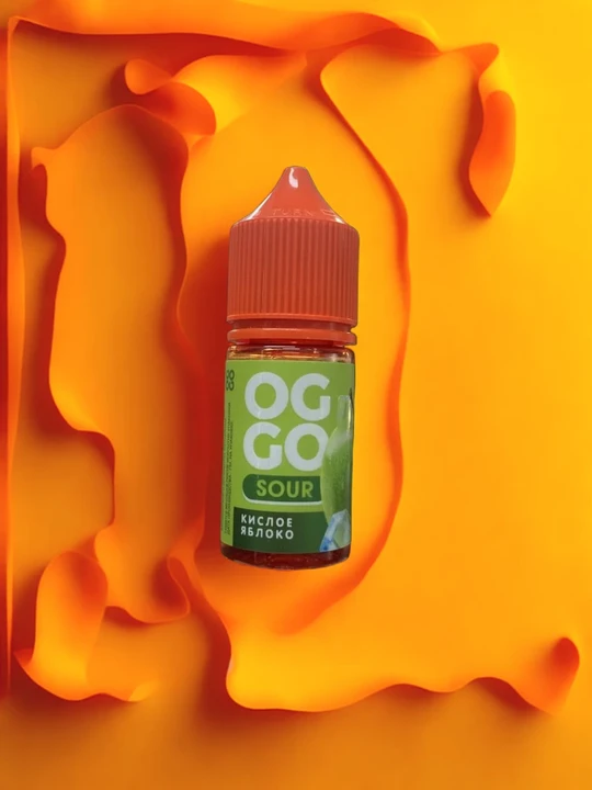 Oggo Sour Strong Кислое Яблоко 30 мл